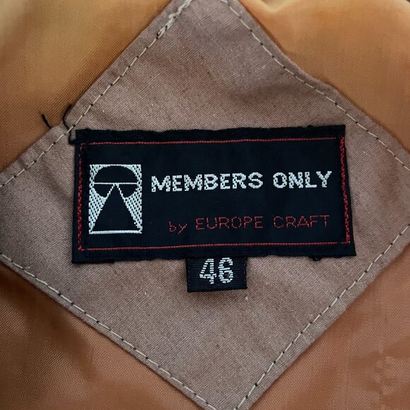 Members Only Bomber Jacket, Front Zip Closure, Tan, Brown,  Front Pockets, 46 - Picture 5 of 9
